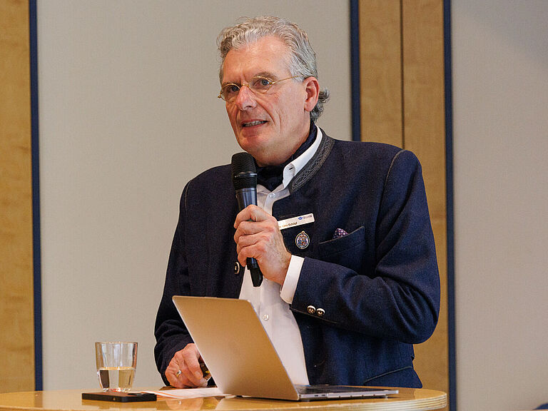 Dr. Udo Schöpf