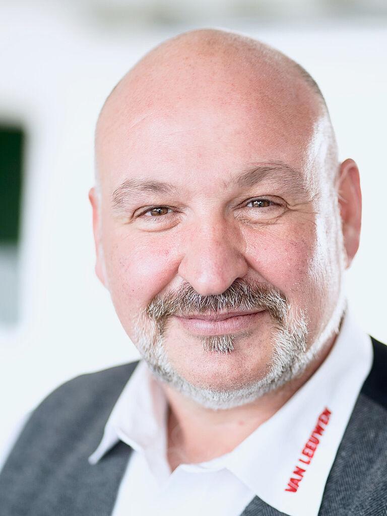 Porträt Heiko Reinhold, Leiter HSE-Management, also Health, Safety und Environment, bei Van Leeuwen Deutschland