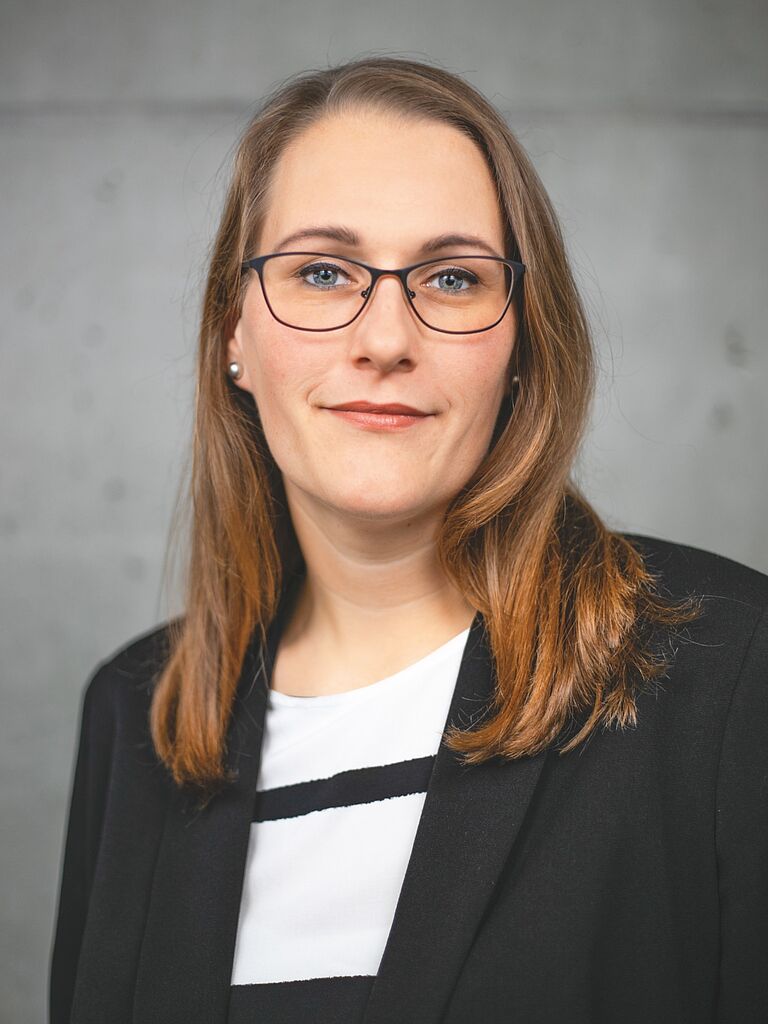 Porträt Bernadette Kramer