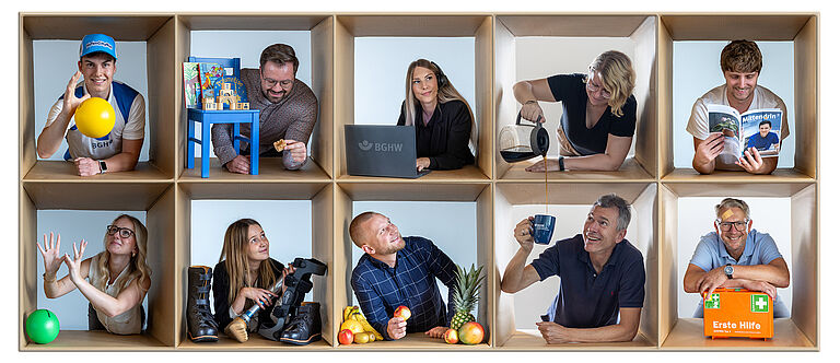 Header RD Hamburg Karriereseite Fotomontage. 10 verschiedene Situationen werden dargestellt. Die Personen befinden sich in einem Karton.