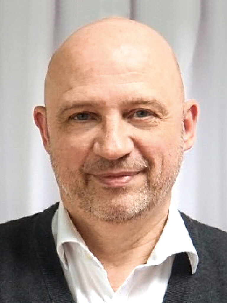 Porträt Peter Hildebrandt, Fachkraft für Arbeitssicherheit REWE Group