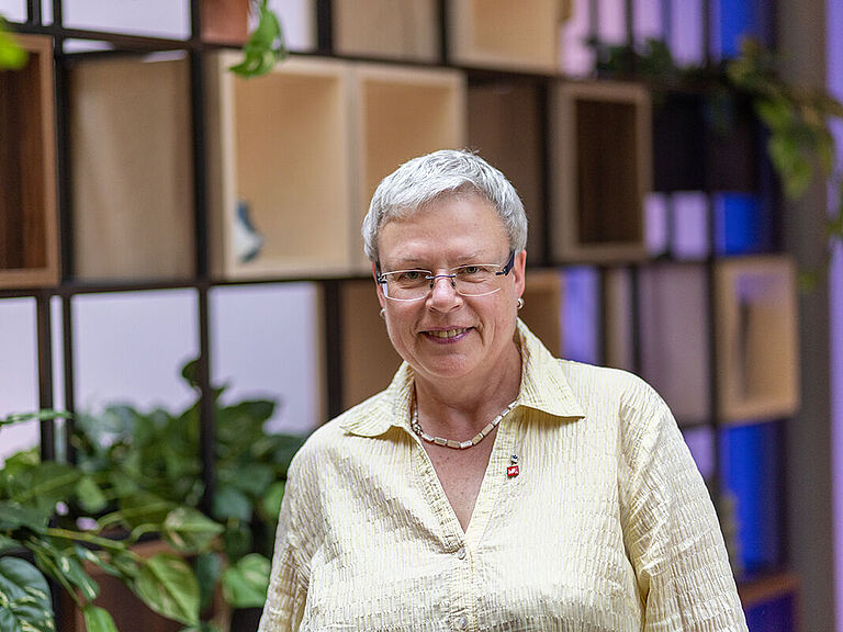 Porträt Gabriele Menge-Ullbrich