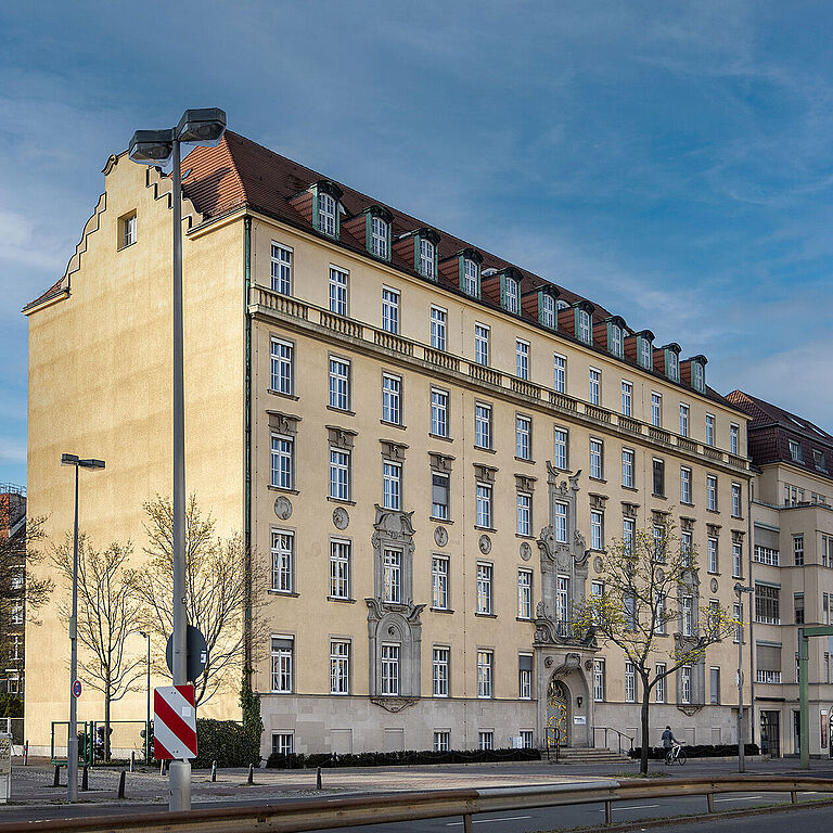 Außenfassade der Regionaldirektion Ost in Berlin